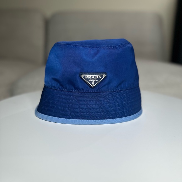 Prada bucket Hat - Picture 9 of 10